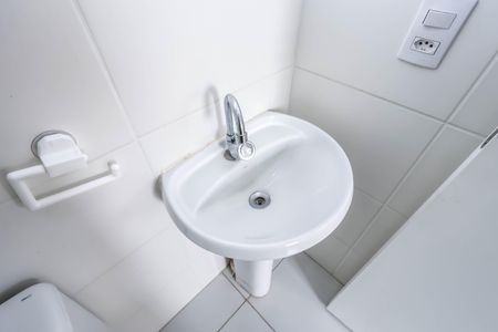 Apartamento para alugar com 32m², 2 quartos e sem vaga Apartamento para alugar com 32m², 2 quartos e sem vagaBanheiro