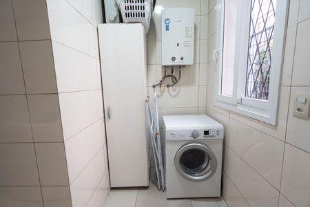 Casa à venda com 250m², 4 quartos e 1 vaga Casa à venda com 250m², 4 quartos e 1 vagaÁrea de Serviço