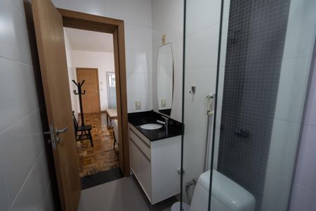 Casa à venda com 250m², 4 quartos e 1 vaga Casa à venda com 250m², 4 quartos e 1 vagaBanheiro da Suíte 3