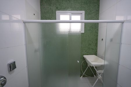 Casa à venda com 250m², 4 quartos e 1 vaga Casa à venda com 250m², 4 quartos e 1 vagaBanheiro da Suíte 2