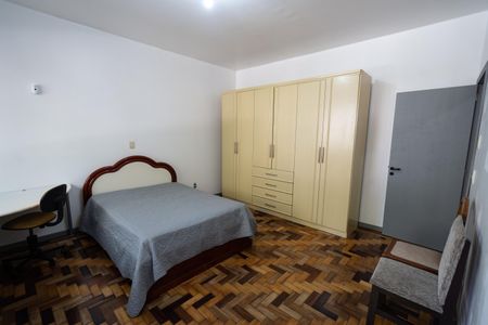 Casa à venda com 250m², 4 quartos e 1 vaga Casa à venda com 250m², 4 quartos e 1 vagaSuíte 2