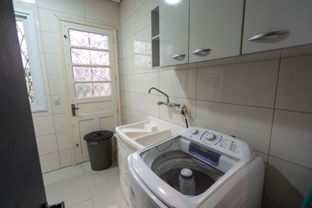 Casa à venda com 250m², 4 quartos e 1 vaga Casa à venda com 250m², 4 quartos e 1 vagaÁrea de Serviço