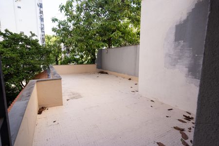 Casa à venda com 250m², 4 quartos e 1 vaga Casa à venda com 250m², 4 quartos e 1 vagaTerraço