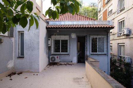 Casa à venda com 250m², 4 quartos e 1 vaga Casa à venda com 250m², 4 quartos e 1 vagaTerraço