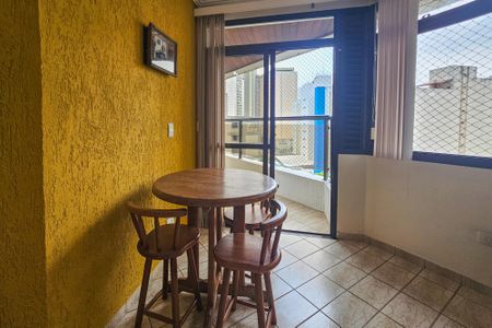 Apartamento para alugar com 110m², 4 quartos e 1 vaga Apartamento para alugar com 110m², 4 quartos e 1 vagaSala