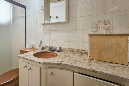 Apartamento para alugar com 110m², 4 quartos e 1 vaga Apartamento para alugar com 110m², 4 quartos e 1 vagaBanheiro Social