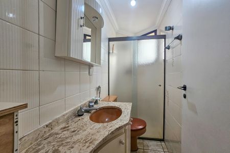 Apartamento para alugar com 110m², 4 quartos e 1 vaga Apartamento para alugar com 110m², 4 quartos e 1 vagaBanheiro da Suíte 2
