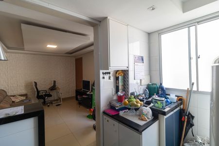 Apartamento para alugar com 47m², 2 quartos e 1 vagaCozinha e Área de Serviço