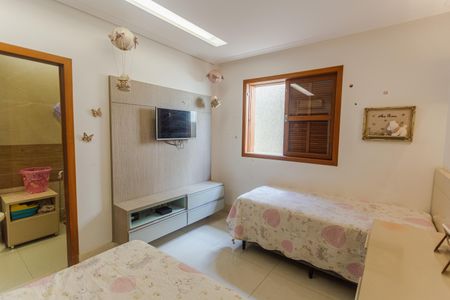 Casa à venda com 315m², 3 quartos e 3 vagas Casa à venda com 315m², 3 quartos e 3 vagasSuíte 2