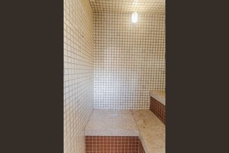 Casa à venda com 315m², 3 quartos e 3 vagas Casa à venda com 315m², 3 quartos e 3 vagasSauna