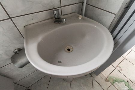 Casa para alugar com 50m², 2 quartos e sem vagaBanheiro