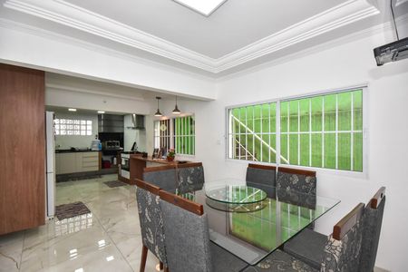 Casa para alugar com 110m², 2 quartos e 2 vagasSala de Almoço