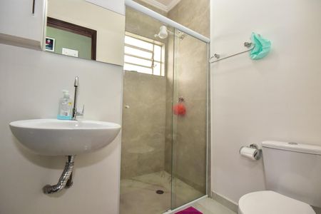 Casa para alugar com 110m², 2 quartos e 2 vagasBanheiro