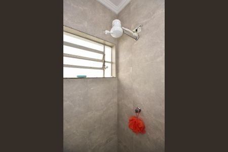 Casa para alugar com 110m², 2 quartos e 2 vagasBanheiro