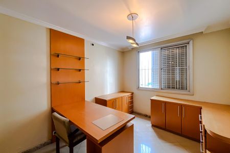 Apartamento à venda com 282m², 3 quartos e 2 vagasQuarto 1
