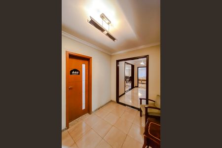 Apartamento à venda com 282m², 3 quartos e 2 vagasHall