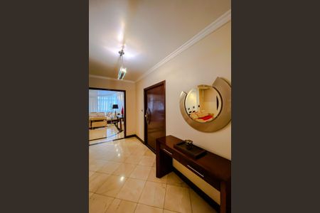 Apartamento à venda com 282m², 3 quartos e 2 vagasHall