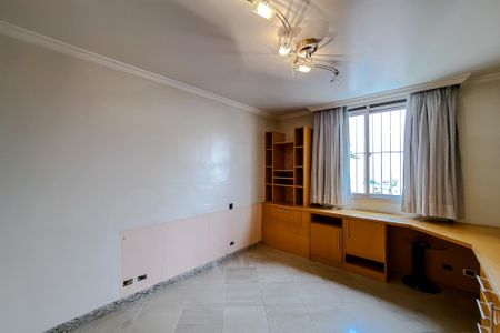 Apartamento à venda com 282m², 3 quartos e 2 vagasQuarto. 3