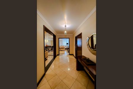 Apartamento à venda com 282m², 3 quartos e 2 vagasHall