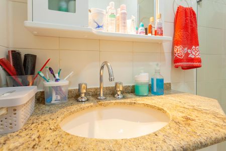 Apartamento à venda com 67m², 3 quartos e 2 vagasBanheiro