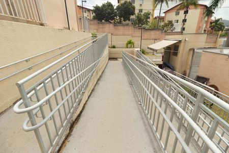 Apartamento para alugar com 43m², 2 quartos e 1 vagaÁrea comum