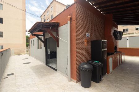 Apartamento para alugar com 43m², 2 quartos e 1 vagaÁrea comum - Salão de festas