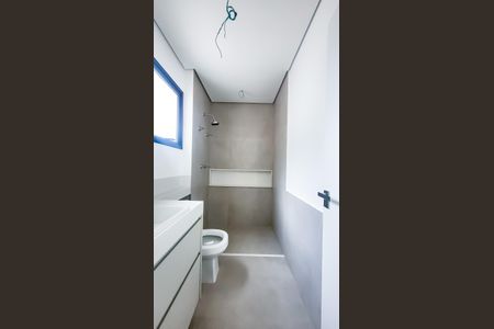 Casa de condomínio à venda com 138m², 3 quartos e 2 vagasBanheiro Suite 2