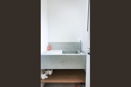 Casa de condomínio à venda com 138m², 3 quartos e 2 vagasLavabo