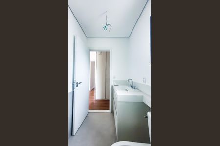 Casa de condomínio à venda com 138m², 3 quartos e 2 vagasBanheiro Suite 2