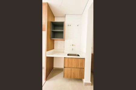 Casa de condomínio à venda com 138m², 3 quartos e 2 vagasLavanderia