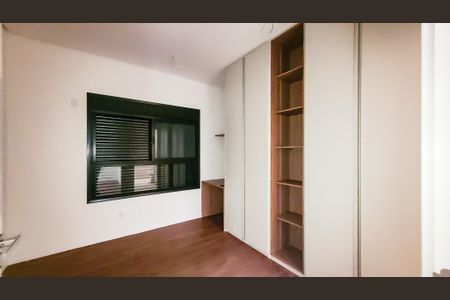 Casa de condomínio à venda com 138m², 3 quartos e 2 vagasSuite Master