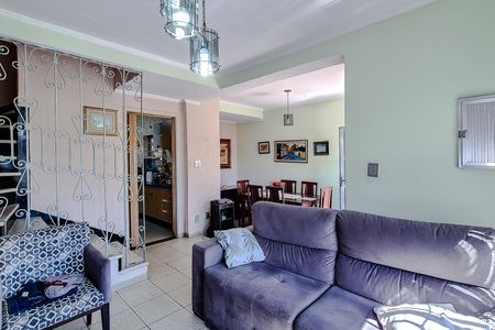 Sala de casa à venda com 3 quartos, 300m² em Vila Brasilina, São Paulo