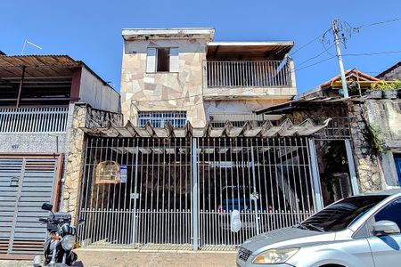 Casa à venda com 300m², 3 quartos e 2 vagasFachada