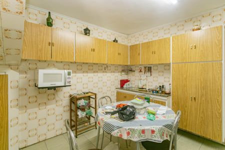 Cozinha de casa à venda com 3 quartos, 300m² em Vila Brasilina, São Paulo