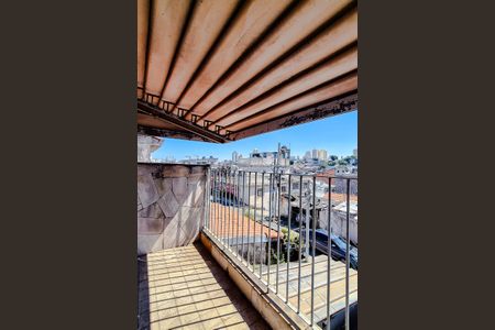 Casa à venda com 300m², 3 quartos e 2 vagasVaranda do Quarto 2