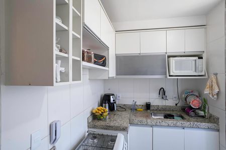 Apartamento à venda com 60m², 2 quartos e 1 vaga Apartamento à venda com 60m², 2 quartos e 1 vagaCozinha