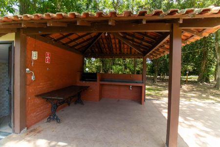 Casa de condomínio à venda com 180m², 4 quartos e 2 vagasÁrea comum