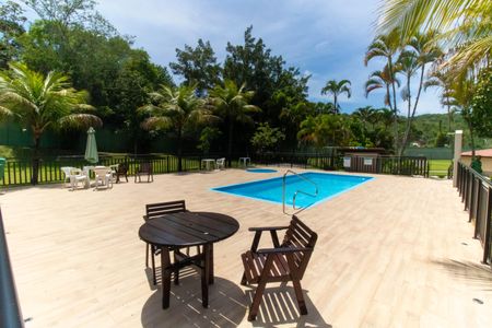 Casa de condomínio à venda com 180m², 4 quartos e 2 vagasÁrea comum