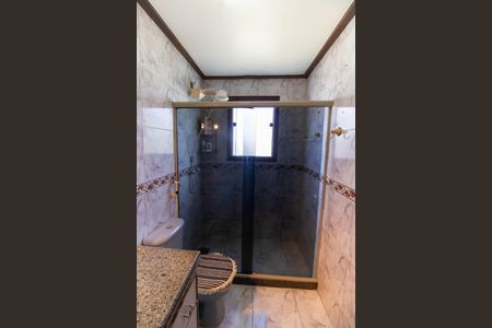 Casa de condomínio à venda com 180m², 4 quartos e 2 vagasBanheiro Social