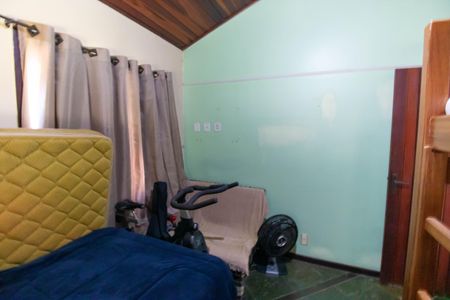 Casa de condomínio à venda com 180m², 4 quartos e 2 vagasQuarto 2