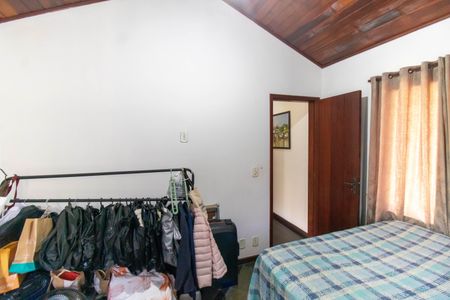 Casa de condomínio à venda com 180m², 4 quartos e 2 vagasQuarto 1