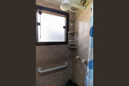 Casa de condomínio à venda com 180m², 4 quartos e 2 vagasBanheiro da Suíte 1