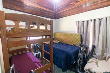 Casa de condomínio à venda com 180m², 4 quartos e 2 vagasQuarto 2