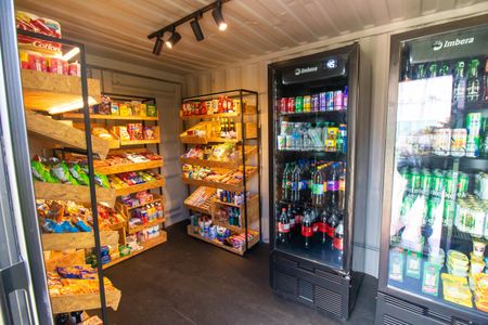 Casa de condomínio à venda com 180m², 4 quartos e 2 vagasÁrea comum