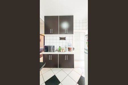 Casa à venda com 170m², 2 quartos e 2 vagasCozinha