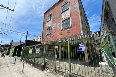 Apartamento à venda com 70m², 2 quartos e 1 vagaFachada