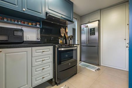 Apartamento para alugar com 151m², 3 quartos e 2 vagas Apartamento para alugar com 151m², 3 quartos e 2 vagasCozinha