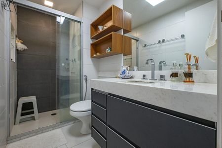 Apartamento para alugar com 151m², 3 quartos e 2 vagas Apartamento para alugar com 151m², 3 quartos e 2 vagasSuíte 2 - Banheiro 2