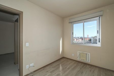 Quarto de apartamento à venda com 1 quarto, 48m² em Farrapos, Porto Alegre