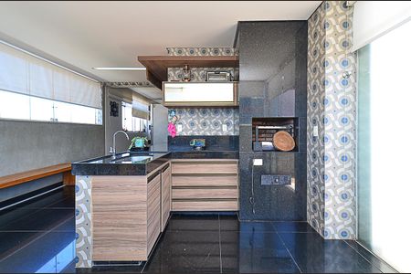 Apartamento para alugar com 180m², 4 quartos e 2 vagasCobertura 